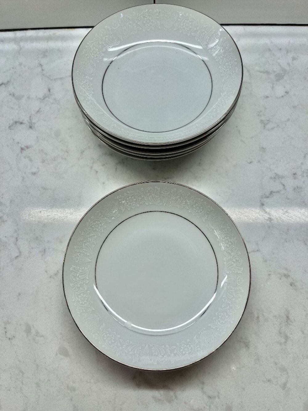 (6) Crown Victoria Fine China, LOVELACE Fruit/Dessert Bowls